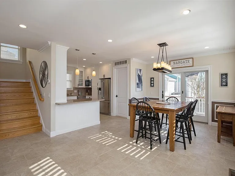 7611 Ventnor Ave — Photo 7