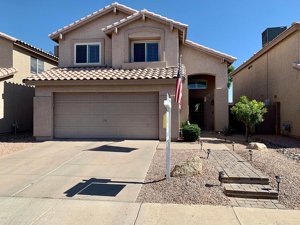 1st image of 4060 E Meadow Dr