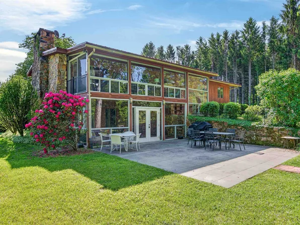 1436 Mayberry Church Rd, Meadows Of Dan, VA 24120