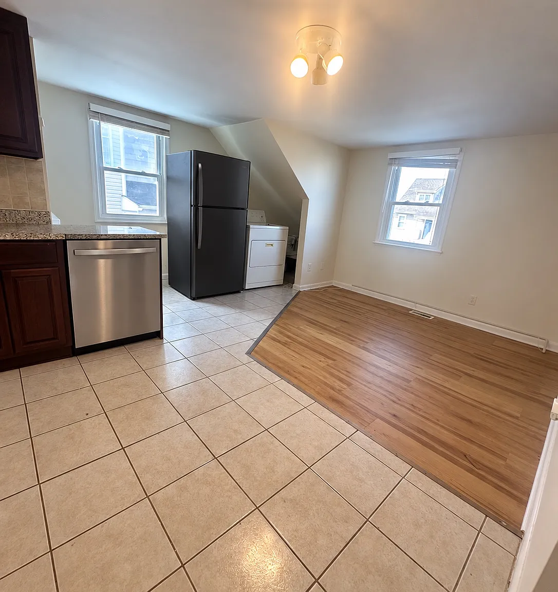 2 bed, $2,450 — Photo 2