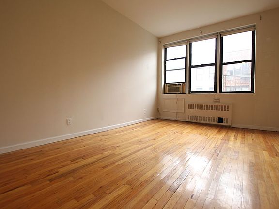 3rd image of 319 E 90th St #3FE