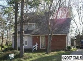 5916 Bluebonnet Rd, Charlotte, NC 28212