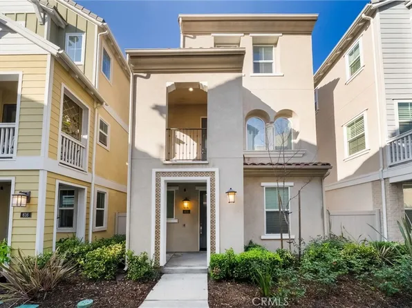 612 W Tribella Ct, Santa Ana, CA 92703