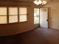 700 Sheffield Dr photo 1