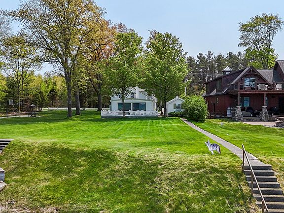 5th image of 5882 Crystal Beach Rd NW