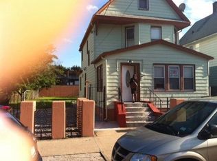 17224 93rd Ave, Jamaica, NY 11433