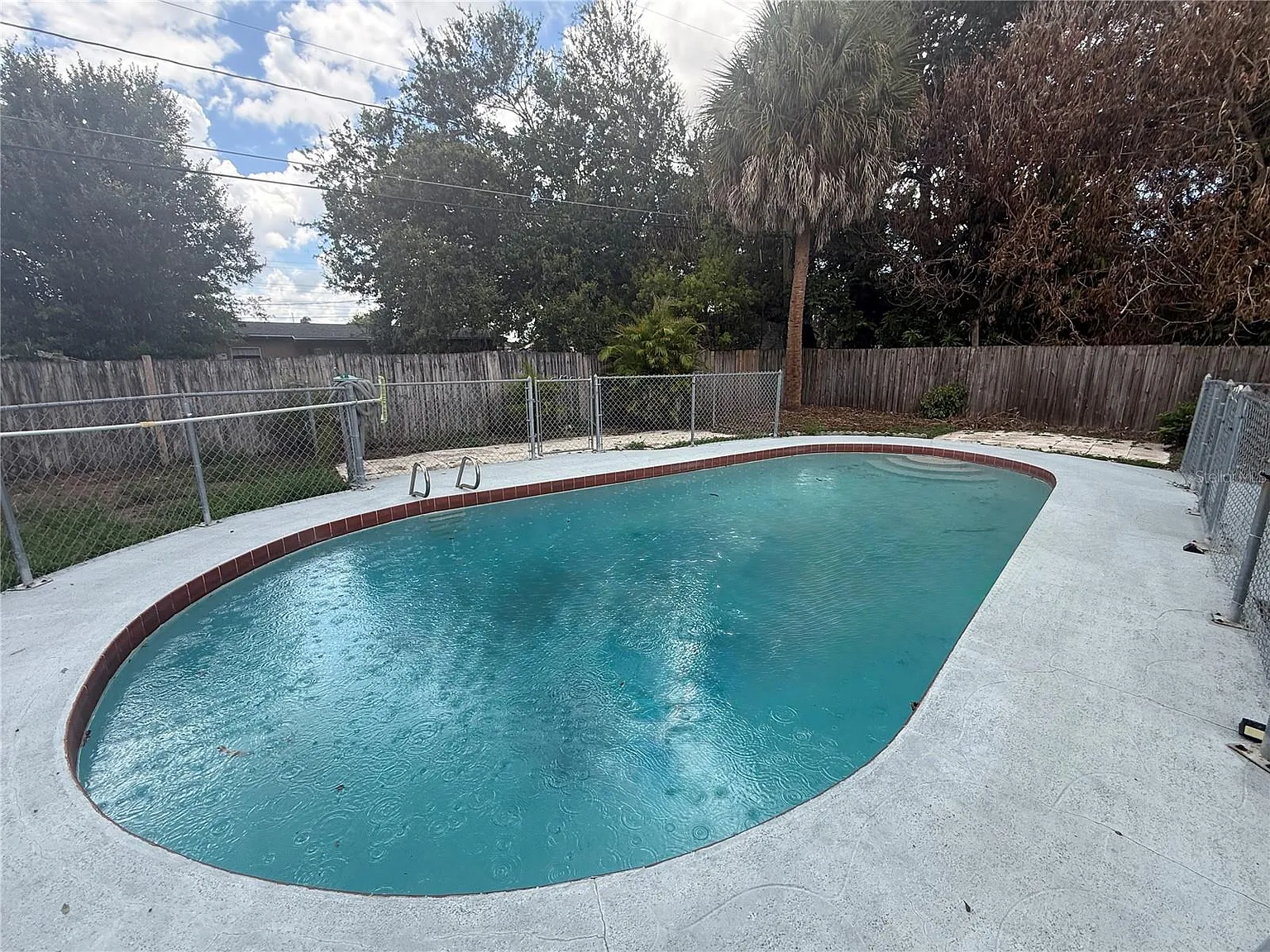 3 bed, 1230 sqft, $2,200 — Photo 3