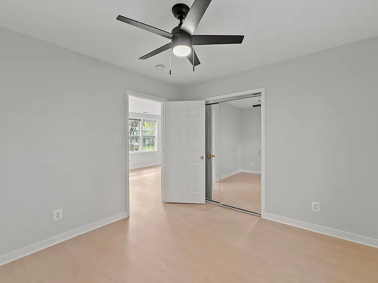 2852 Cedarest Rd — Photo 26