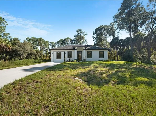 671 Kodak ST, LEHIGH ACRES, FL 33972