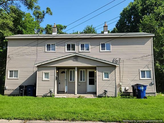 2nd image of 31567 Alpena Ct #1