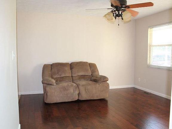 4th image of 322 Township Road 1175