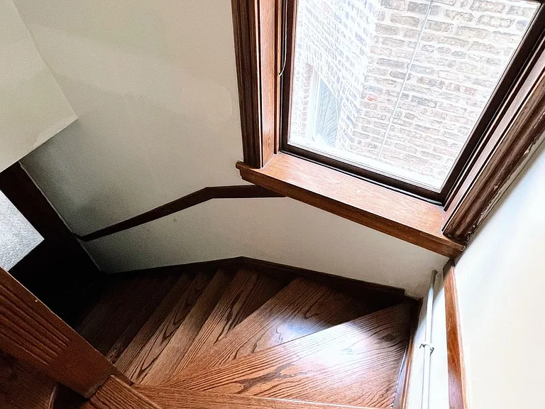 2533 N Springfield Ave #2 — Photo 12