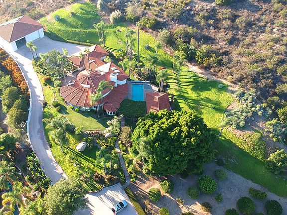 3rd image of 30639 Camino De Las Lomas