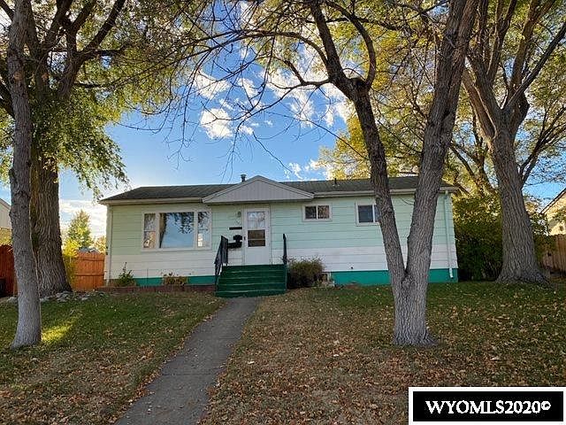 1st image of 522 N 16 E