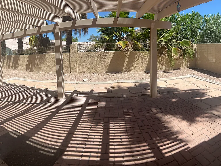 9520 Mountainair Ave — Photo 18