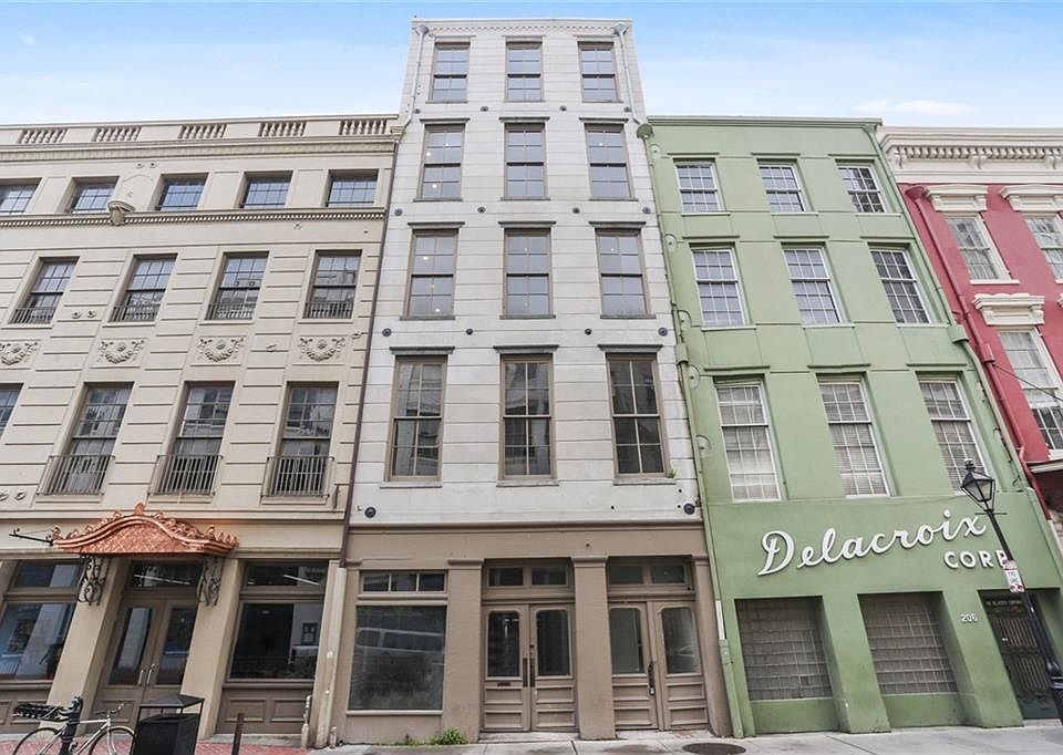 1st image of 210 Decatur St #302