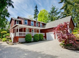 815 Eagle Cliff Rd NE, Bainbridge Island, WA 98110