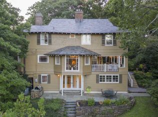 38 E Twin Rd, Highlands, NJ 07732