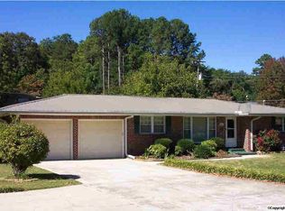 2020 Alabama Ave N, Fort Payne, AL 35967