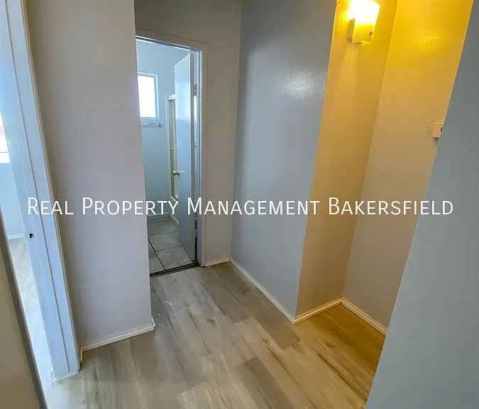 3116 Stine Rd #A — Photo 12