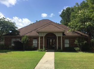 111 Petz Ave, Fairhope, AL 36532