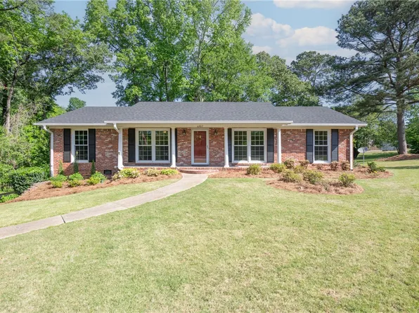 4907 Ashley Ct, Phenix City, AL 36867