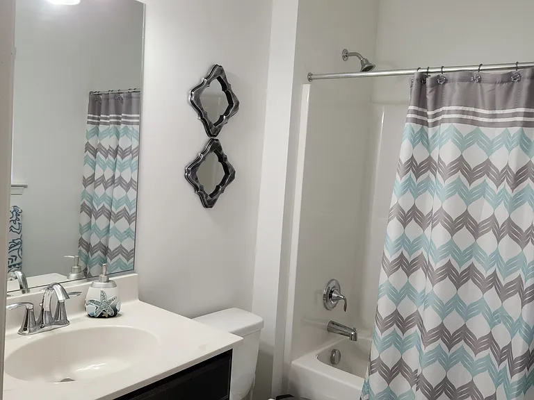 9460 Seayfield Ln — Photo 4