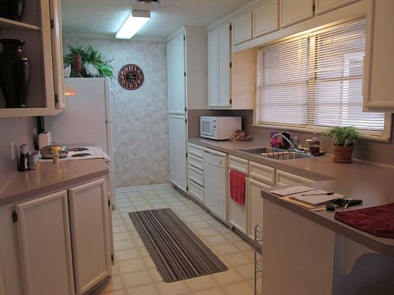 4th image of 5645 Camellia Dr
