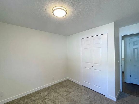 3rd image of 1345 S Ivy St APT A