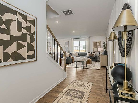 2nd image of 3560 Matthew Ct