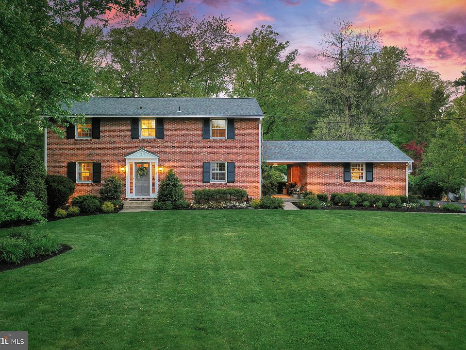 1st image of 47 Westbrook Dr