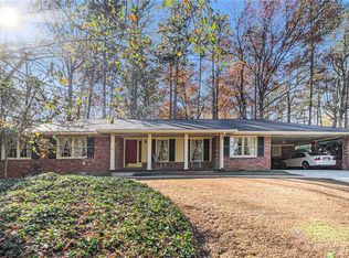 2397 Sagamore Hills Dr, Decatur, GA 30033