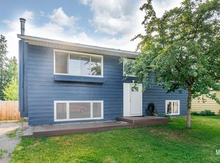 7520 Rovenna St, Anchorage, AK 99518