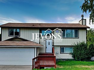 202 W Goodlander Rd, Selah, WA 98942