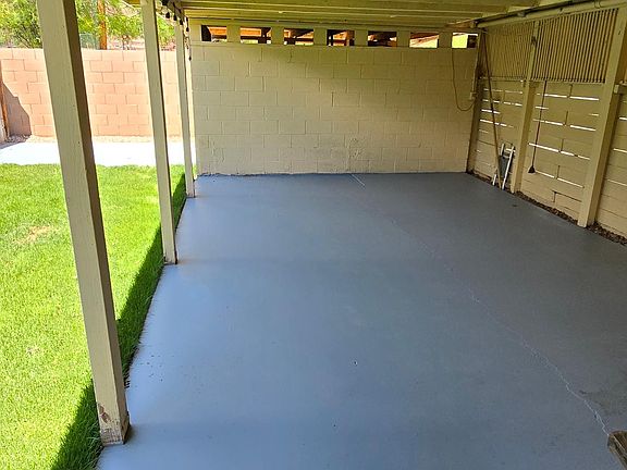 5th image of 2642 N 73rd Pl