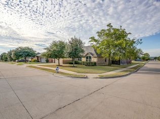 621 Daniel, Burleson, TX 76028