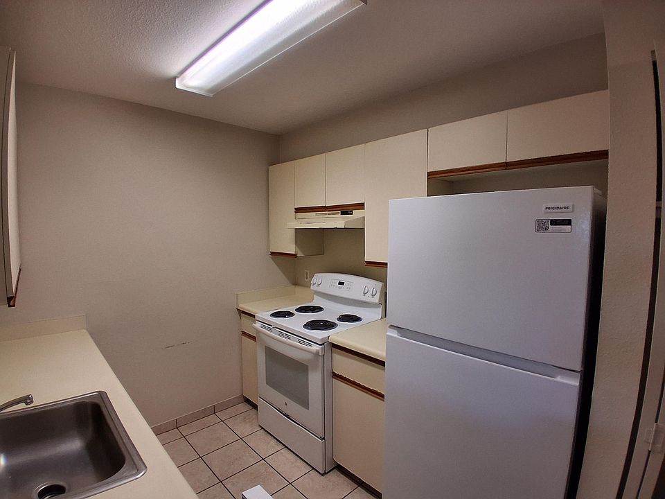 1st image of 140 Uwapo Rd APT 31-101