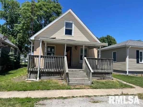313 W Harpole St, Williamsville, IL 62693