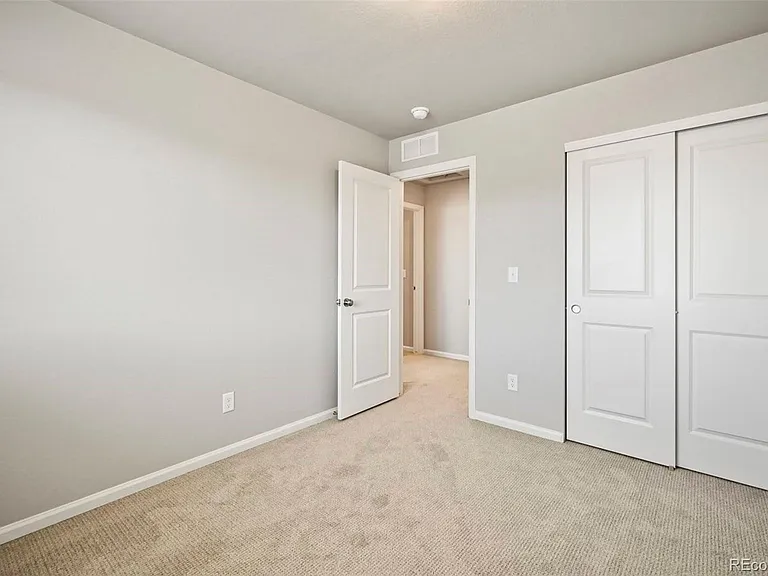 9624 Lytle Grv — Photo 17