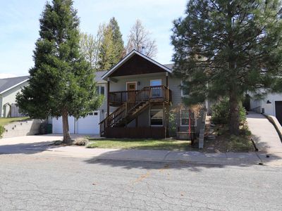 1512 Village Way, Mount Shasta, CA, 96067