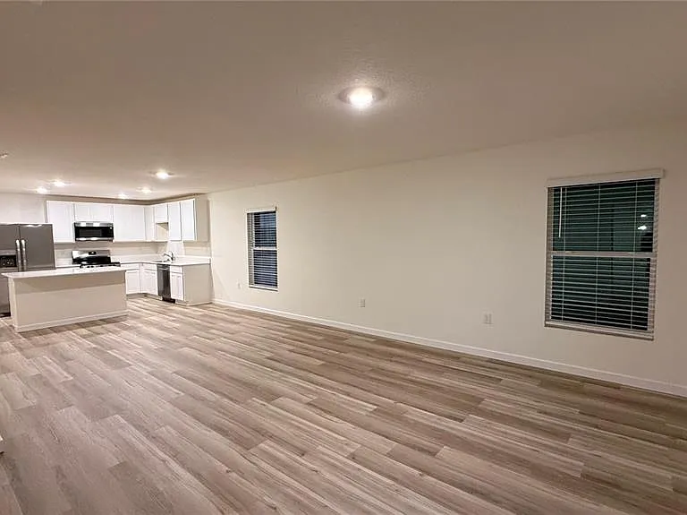 7749 SW 46th Ct — Photo 4