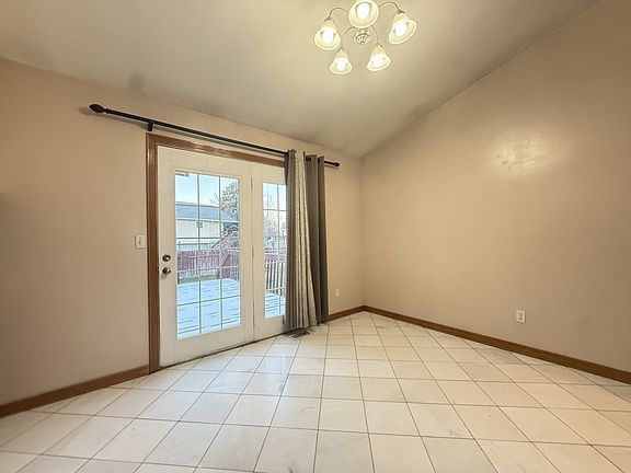 4th image of 7266 S Wimbledon Ct