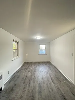 Rented by Bouklis Group | media 9