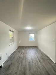 Rented by Bouklis Group