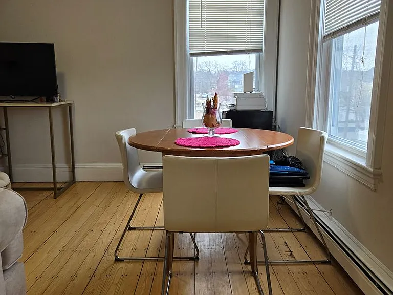 6 Pearl St #B — Photo 2