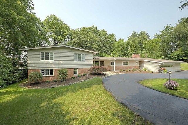1st image of 2406 East Ln