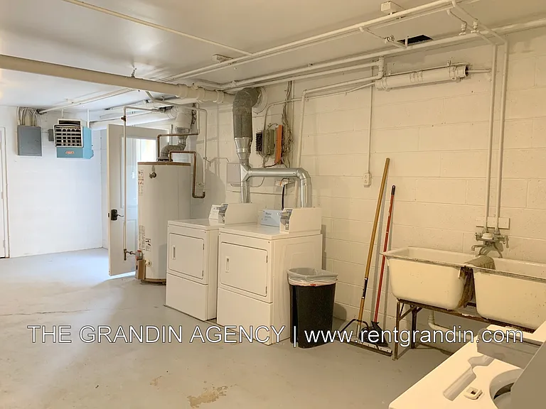 2016 Sherwood Ave SW — Photo 33