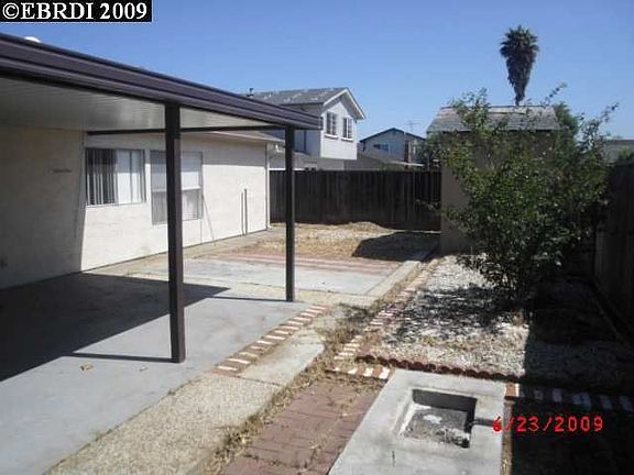 5th image of 4576 Darcelle Dr