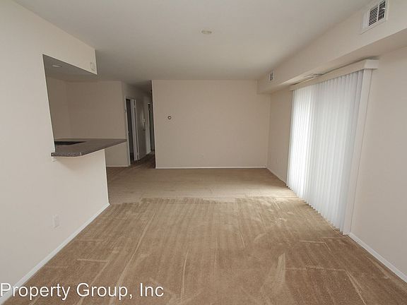 3rd image of 90 S Lansdowne Ave APT 303