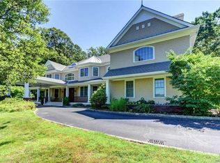 314 Mill Hill Rd, Mill Neck, NY 11765